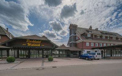 Traditionelles 4 Sterne Hotel in Titisee zu verkaufen! Nur 300 Meter vom See entfernt!