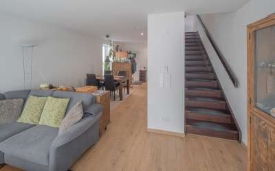 Two in One: hier hat Eleganz und Moderene eine neue doppelte Heimat für Anleger auf der Suche nach dem perfektem Objekt! Worauf warten Sie noch?