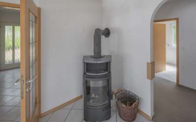 Das sonnige und freistehende tolle, moderne und gepflegte Einfamilienhaus am Ortsrand - hier ist Platz für Ruhe und Gemütlichkeit!