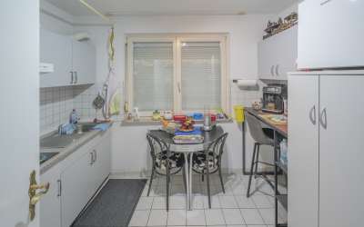 Sonniges Wohnen Dreifamilienhaus in Konstanz Allmansdorf mit Einnahmen