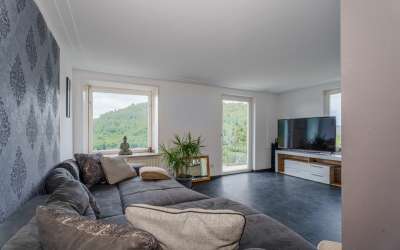 Villenanwesen mit Aussicht übers obere Neckartal - hier wohnen Sie priviligiert und mit Charme