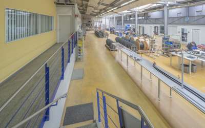 Sonniges, markantes Gewerbeanlageobjekt mit Potential und jungem Baujahr