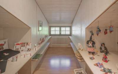 Es steht eine Mühle im Schwarzwälder Tal - romantisches Bauernhaus in markanter, versteckter Seitentallage mit viel Sonne