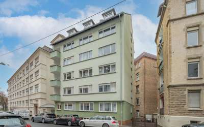 Im idyllischen Westen: vollvermietetes 12-Familienhaus mit viel Platz für Ertrag