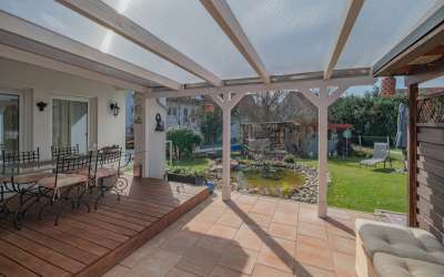 Viel Platz für Moderne, Tageslicht und Komfort! Elegant auf einer Ebene