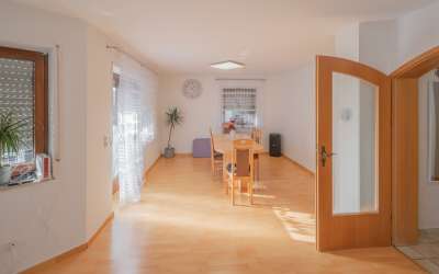 Das sonnige 3 Familienhaus in begehrter Lage am Stadtrand der Kurstadt