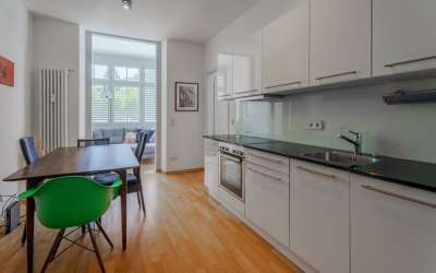 Chamantes Wohnen - Belle Étage: 2 Zimmer Eigentumswohnung in Freiburg-Herdern