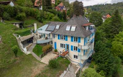 Villenanwesen mit Aussicht übers obere Neckartal - hier wohnen Sie priviligiert und mit Charme
