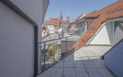 Wo Moderne, Helligkeit, Chick und Charme, am Rande des Altstadtkernes ein neues harmonisches Zuhause finden: 4, 5 Zimmer Maisonette Wohnung, mitten in Villingen!