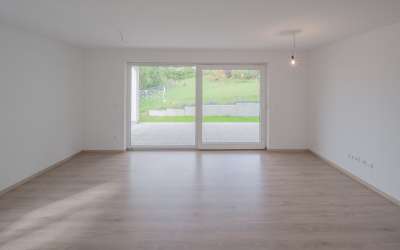 Sonniges Gartenwohnung mit Heubergpanorama