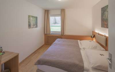 Wer hier einkehren darf, erlebt eine besondere Atmosphäre, die lange in Erinnerung bleibt - Hotel mitten im Grünen