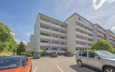 Sonnige 1,5 Zimmer Wohnung am Stadtrand: kompakt und praktisch
