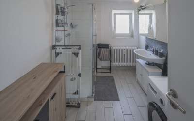 3-Zimmer-Dachgeschosswohnung - Modernes Wohnen mit viel Licht