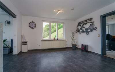 Villenanwesen mit Aussicht übers obere Neckartal - hier wohnen Sie priviligiert und mit Charme