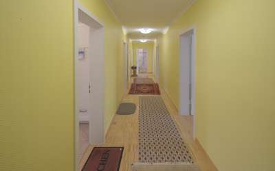 Platz für Eleganz und tres chick: mitten in der Innenstadt - Moderne 5 Zimmer Eigentumswohnung