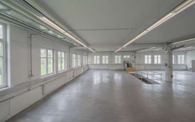 Sonniges Gewerbeareal - hier ist Platz für Ihr Unternehmen, mit vielen Gestaltungsmöglichkeiten