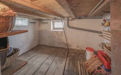 1-2-Familienhaus in toller Lage und schönem Grundstück