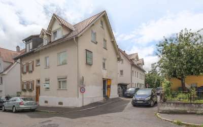 Doppelhaushälfte mit viel heller Wohnfläche - mitten in der Stadt und dennoch ruhig gelegen