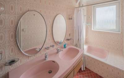 Großzügige Doppelhaushälfte mit einer Einliegerwohnung