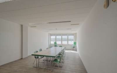 Ihr moderner Firmenstandort mit viel Fläche