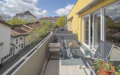 Ambiete und Fläche bilden: 4,5 Zimmer Maisonettewohnung der Extraklasse