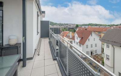 In der Stadtmitte von Schwenningen - modernes Penthouse mit dem Blick über die Stadt