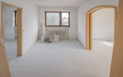 Modernes 2-Familienhaus zur Fertigstellung