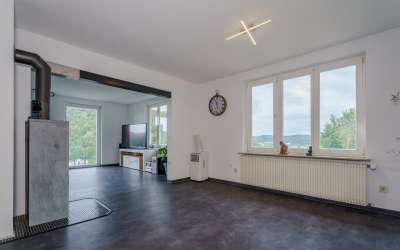 Villenanwesen mit Aussicht übers obere Neckartal - hier wohnen Sie priviligiert und mit Charme