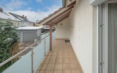 Wunderschöne Doppelhaushälfte mit ausgebautem Dachgeschoss