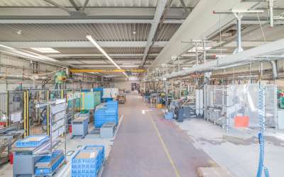 Moderne Hallenfläche für Ihr Unternehmen