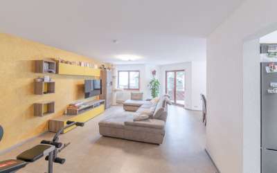 3,5 Zimmer Eigentumswohnung mit großem Balkon in Pfaffenweiler