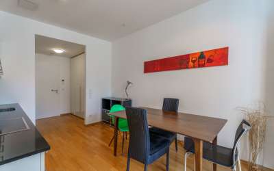 Chamantes Wohnen - Belle Étage: 2 Zimmer Eigentumswohnung in Freiburg-Herdern