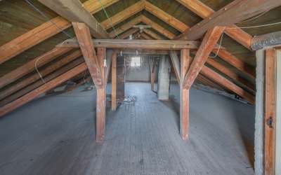 1-2-Familienhaus in toller Lage und schönem Grundstück