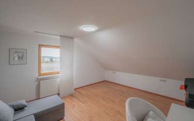 Schönes und modernes Einfamilienhaus mit einem gepflegten Garten!