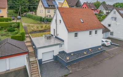 Traum in Weiß - Modernes Einfamilienhaus