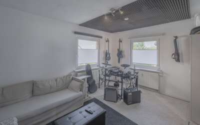 Der Platz für idyllisches Wohnen auf Rieten/Sauerwasen: 3 Zimmer Eigentumswohnung für Kenner