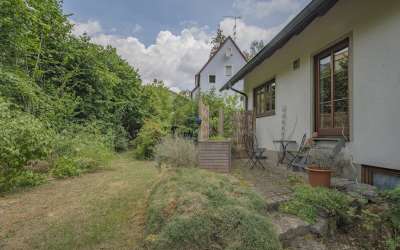 Sonniger Wohntraum mit Einliegerwohnung in Ebingen - der bevorzugten Adresse mit viel Charme und Albcharme