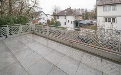 Modernisierte sonnige Stadtvilla für die ganze Familie