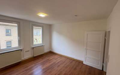 Sonnige und praktische 3 Zimmerwohnung mit kurzen Wegen ins Zentrum