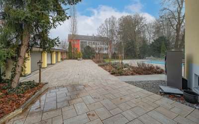 Modernisierte sonnige Stadtvilla für die ganze Familie