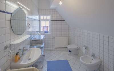Wo Moderne, Helligkeit, Chick und Charme, am Rande des Altstadtkernes ein neues harmonisches Zuhause finden: 4, 5 Zimmer Maisonette Wohnung, mitten in Villingen!