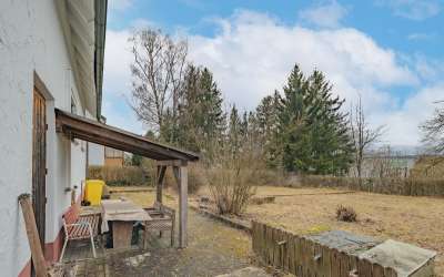 Sonniges Haus im idyllischen Ortsteil für die ganze Familie