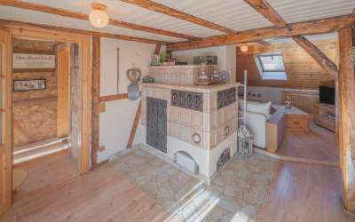 Landhausstyle und viel Moderne unter einem Dach - hier ist Platz für Ihre Landpartie - teilsaniertes Bauernhaus mit viel Platz