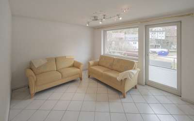 Hier beginnt Lebensqualität - Wohnen im Grünen! Platz für 2-3 Generationen, oder zum Vermieten.