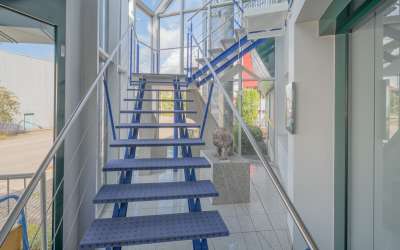 Ihr moderner Firmenstandort mit viel Fläche