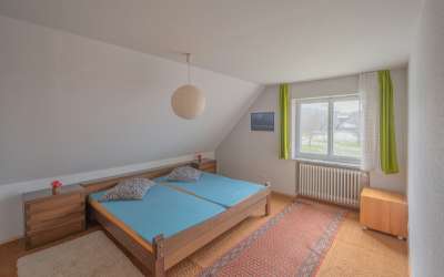 Bereit für eine sonnige Landpartie? Sonniges Einfamilienhaus im beliebten Obereschach.