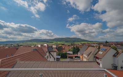 Sonniges und enormes Penthouse mit Heubergpanorama