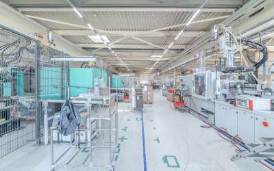 Moderne Hallenfläche für Ihr Unternehmen