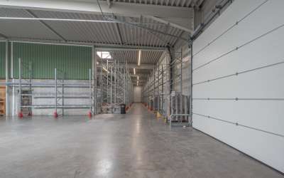 Große Lagerfläche direkt an der A81