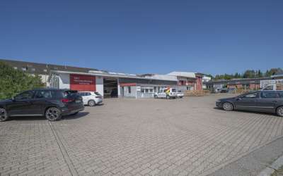 Munterer, flexibler Gewerbestandort - in Gewerbezone am Stadtrand
